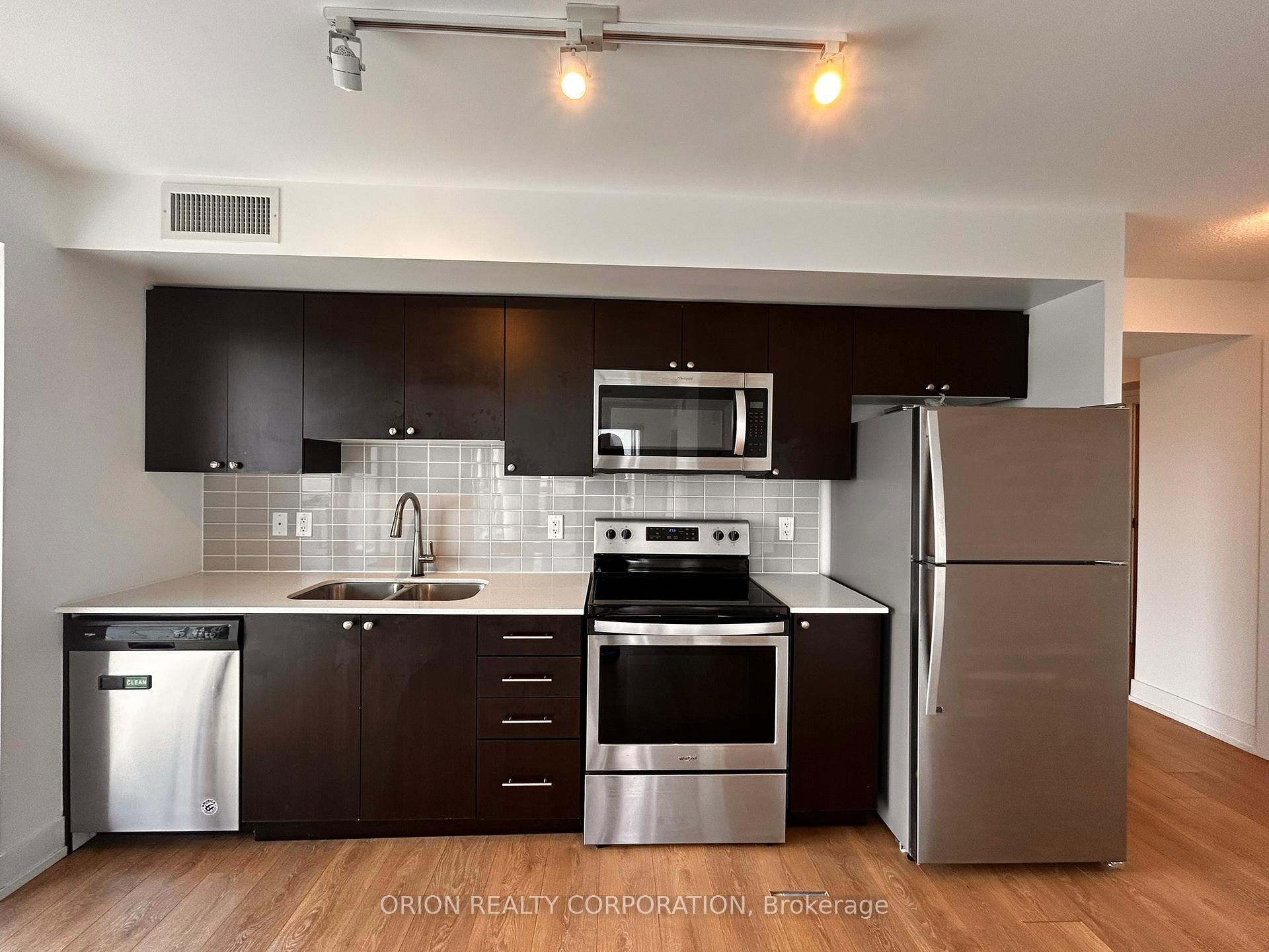Photo 27 of Unit 2007, 1255 Bayly Street, Pickering, Bay Ridges — HOMEH