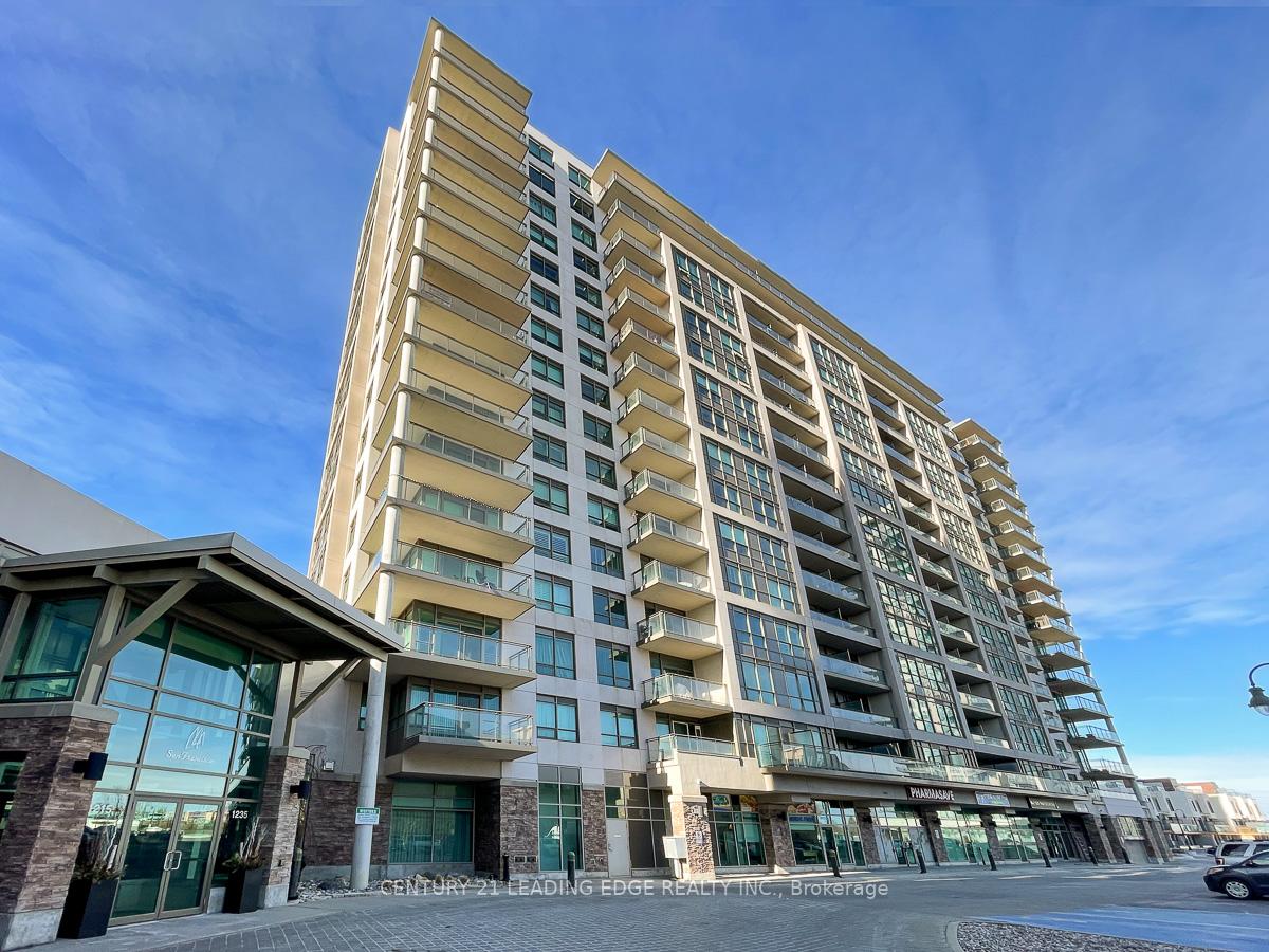 Front of Unit 901, 1235 Bayly Street