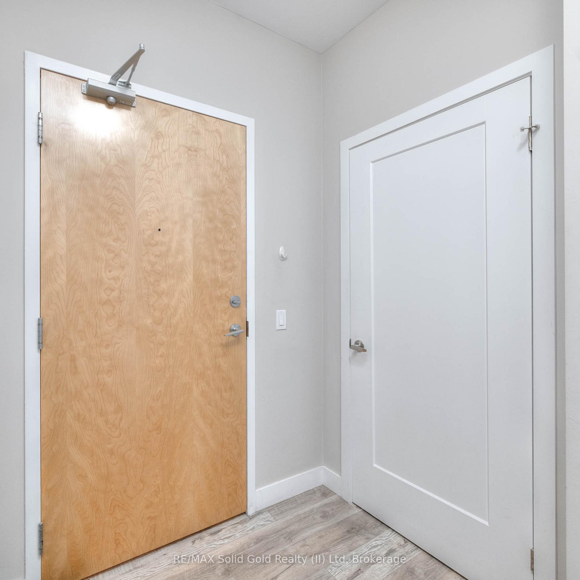 Photo 3 of Unit 802, 100 Garment Street, Kitchener — HOMEH