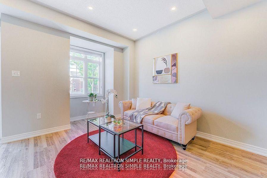 Photo 6 of 120 Roy Grove Way, Markham, Greensborough — HOMEH
