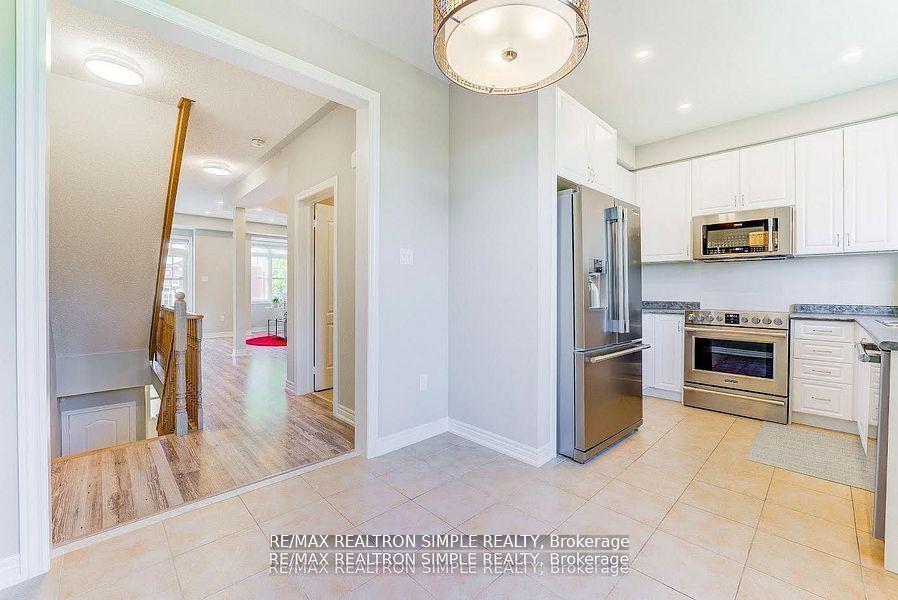 Photo 10 of 120 Roy Grove Way, Markham, Greensborough — HOMEH