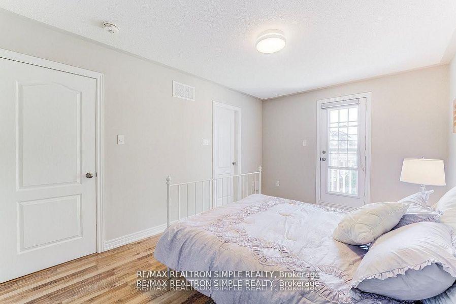 Photo 14 of 120 Roy Grove Way, Markham, Greensborough — HOMEH
