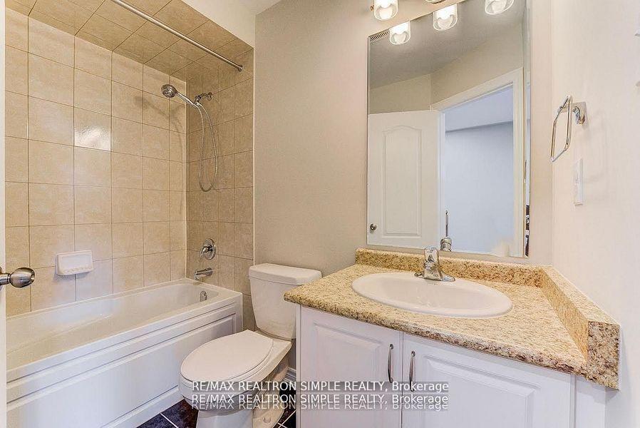 Photo 21 of 120 Roy Grove Way, Markham, Greensborough — HOMEH
