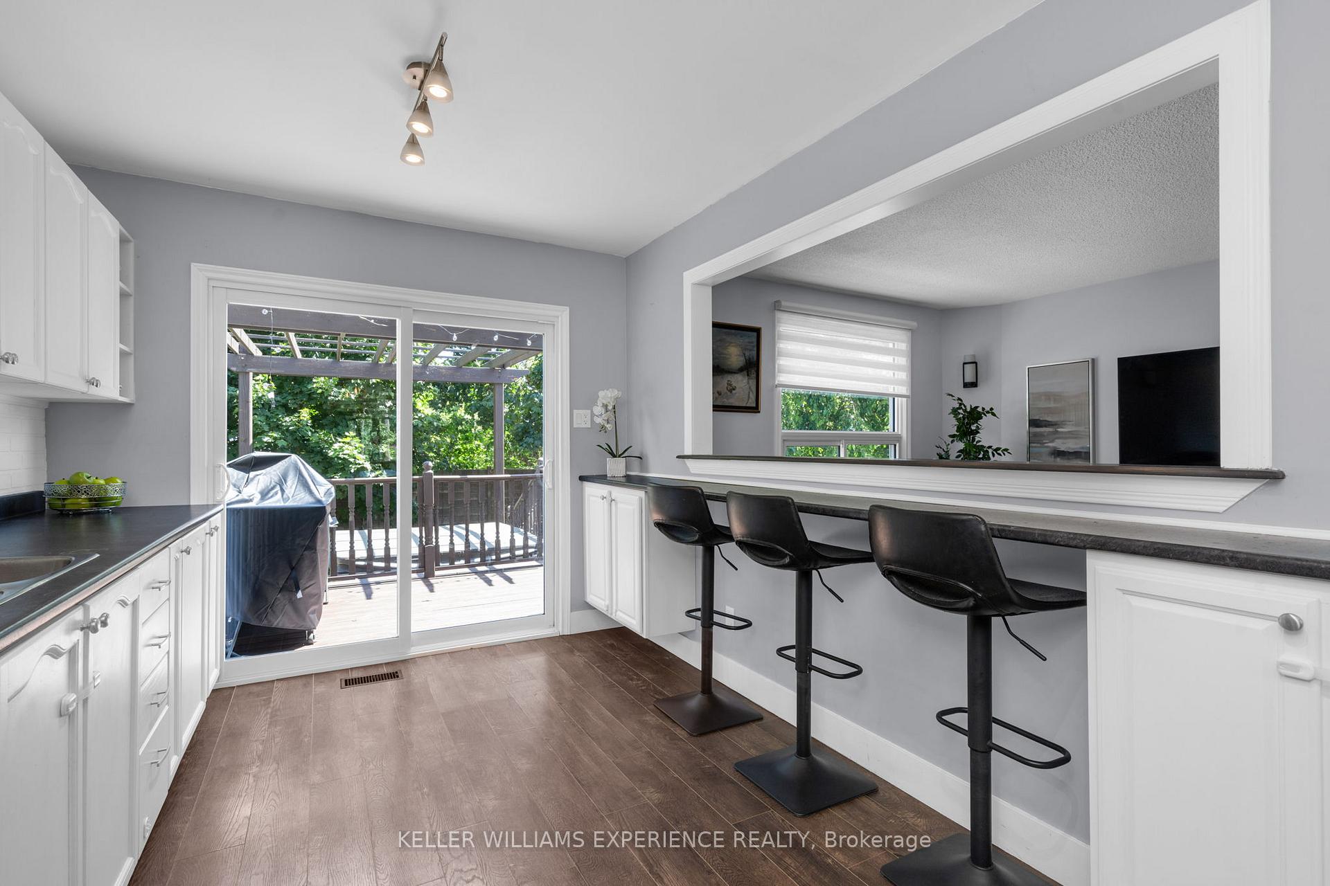Photo 3 of 50 Rosenfeld Drive, Barrie, Grove East — HOMEH