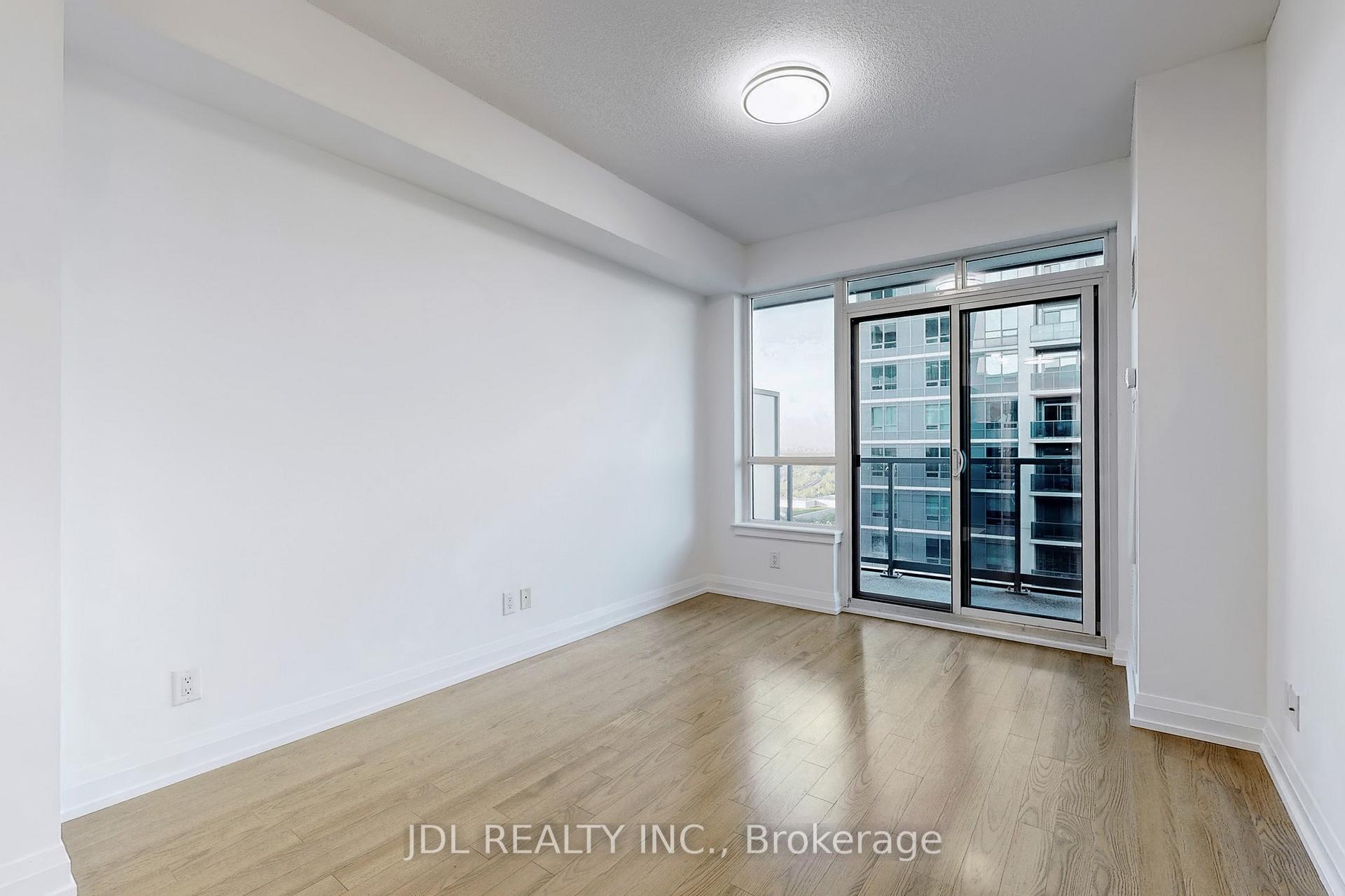 Photo 6 of Unit 736, 7171 Yonge Street, Markham, Grandview — HOMEH
