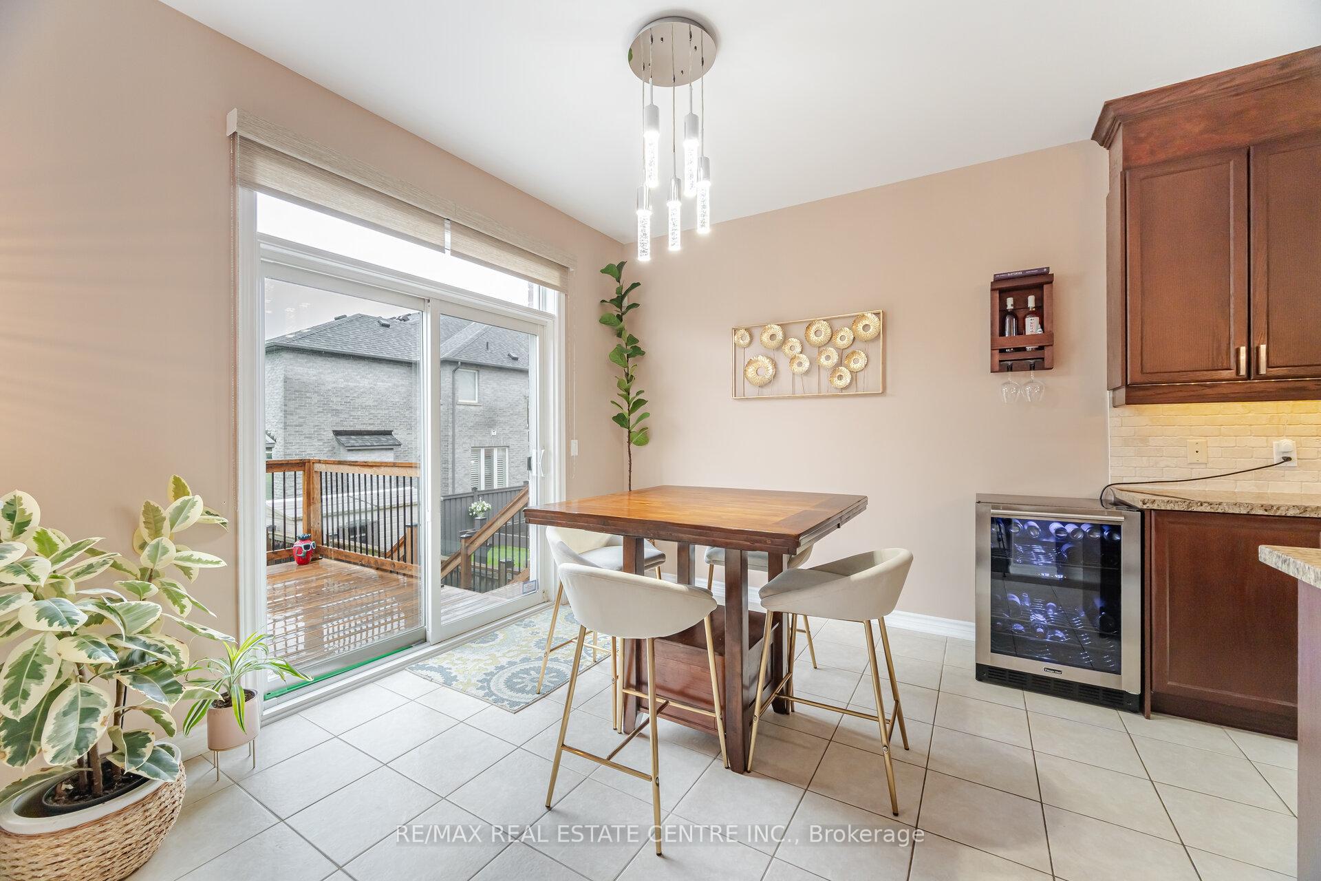Photo 4 of 50 Learmont Avenue, Caledon, Rural Caledon — HOMEH