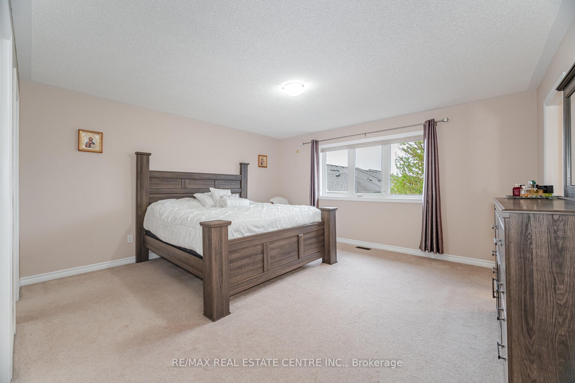 Photo 11 of 50 Learmont Avenue, Caledon, Rural Caledon — HOMEH