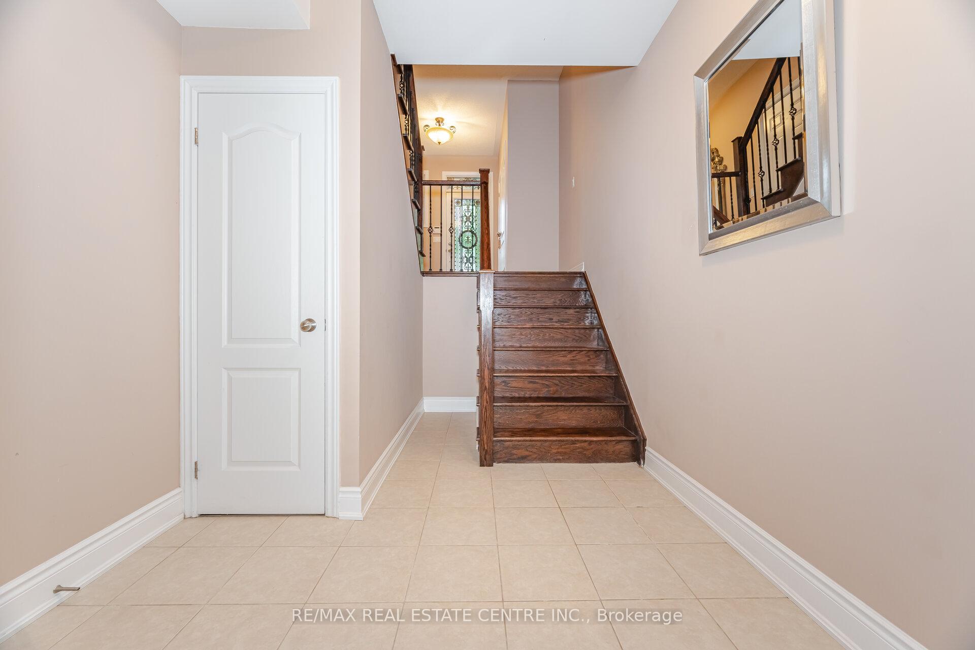 Photo 26 of 50 Learmont Avenue, Caledon, Rural Caledon — HOMEH