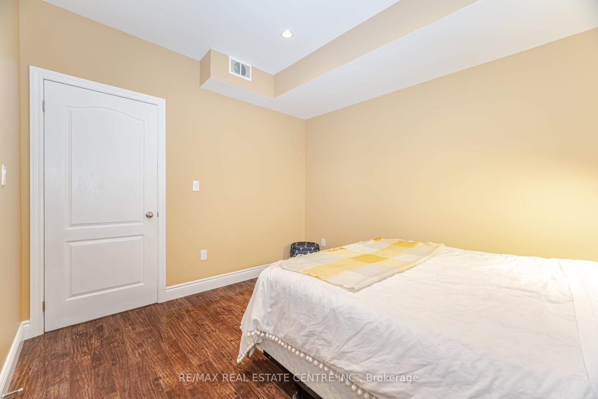 Photo 27 of 50 Learmont Avenue, Caledon, Rural Caledon — HOMEH