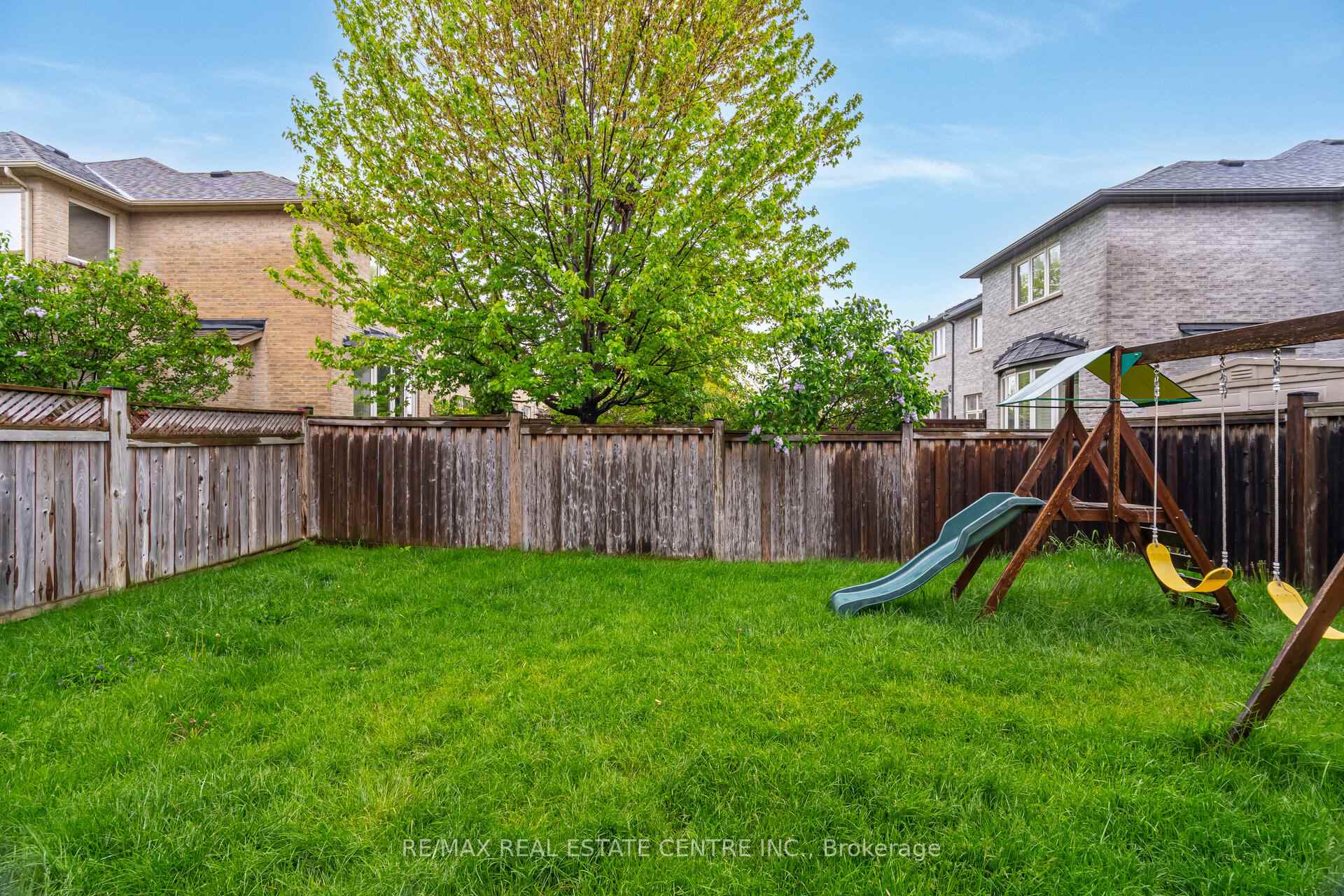 Photo 29 of 50 Learmont Avenue, Caledon, Rural Caledon — HOMEH