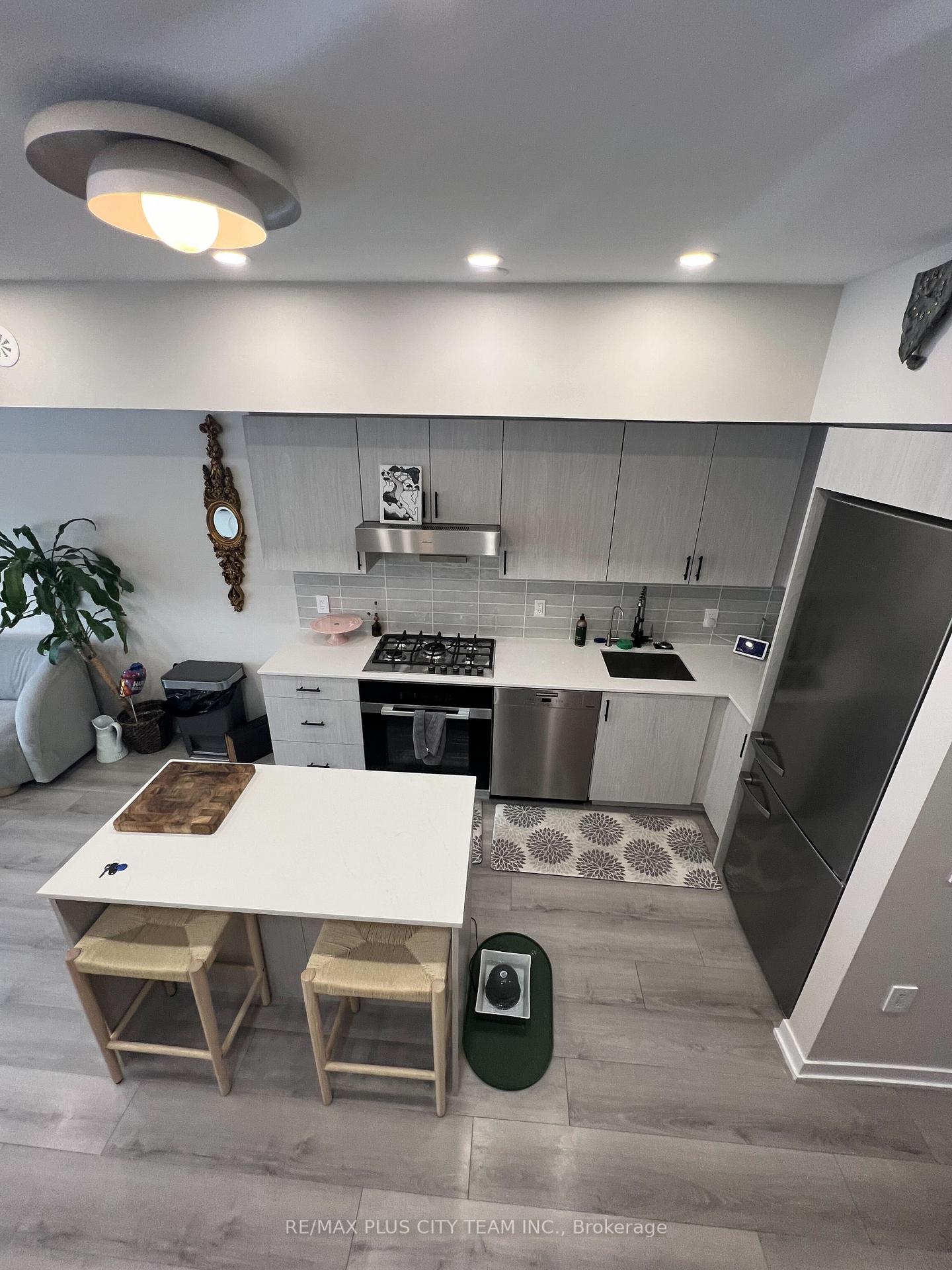 Photo 4 of Unit 307, 485 Logan Avenue, Toronto, South Riverdale — HOMEH