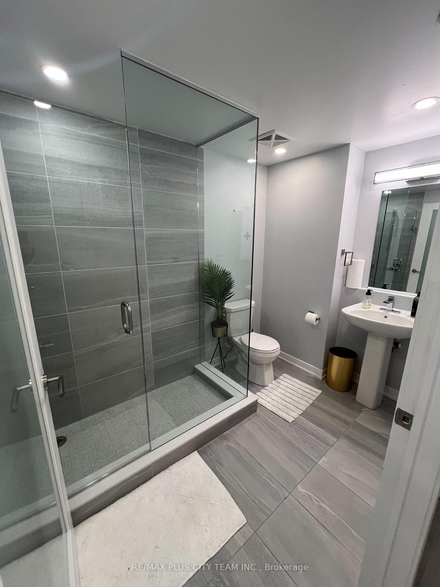 Photo 14 of Unit 307, 485 Logan Avenue, Toronto, South Riverdale — HOMEH