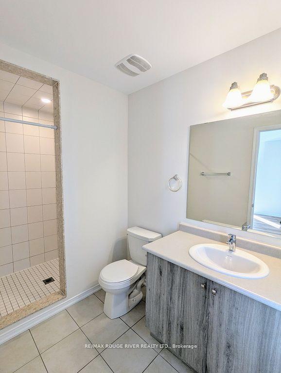 Photo 10 of 22 Jerome Way, Clarington, Bowmanville — HOMEH