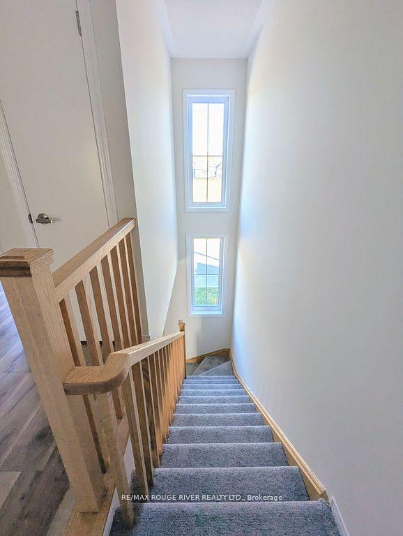 Photo 18 of 22 Jerome Way, Clarington, Bowmanville — HOMEH