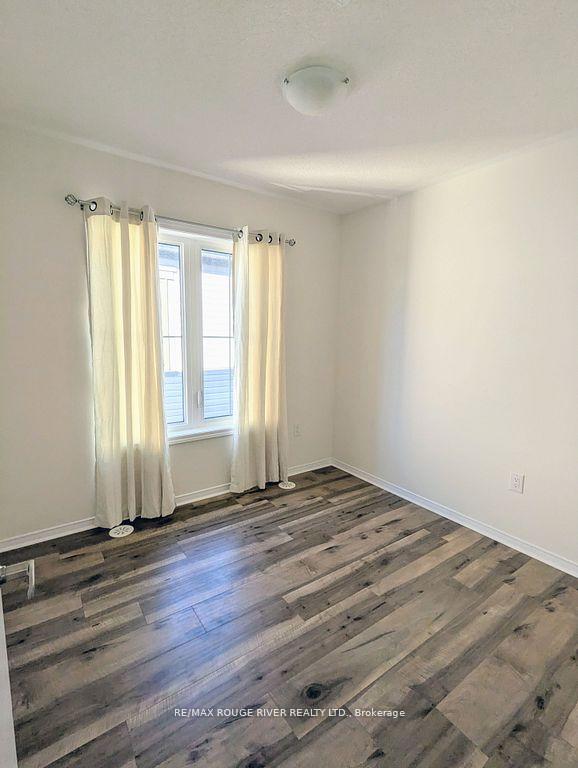 Photo 19 of 22 Jerome Way, Clarington, Bowmanville — HOMEH