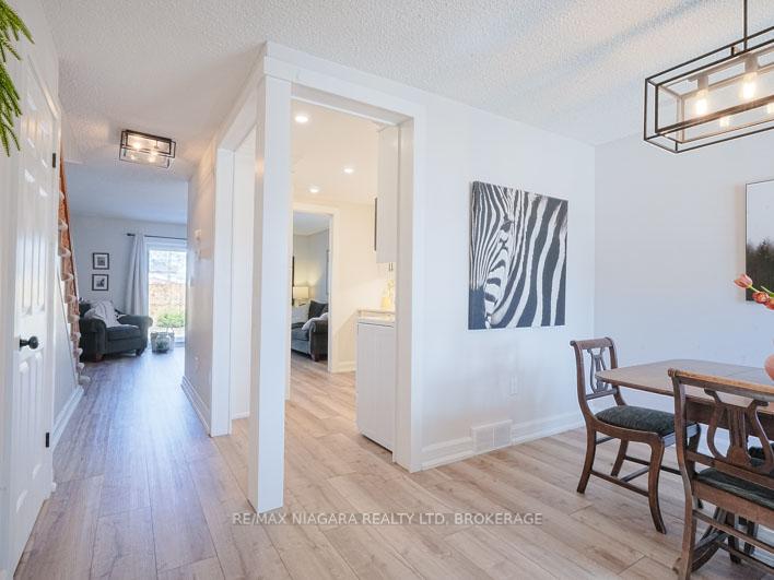 Photo 6 of Unit 15, 159 Canboro Road, Pelham, Fonthill — HOMEH