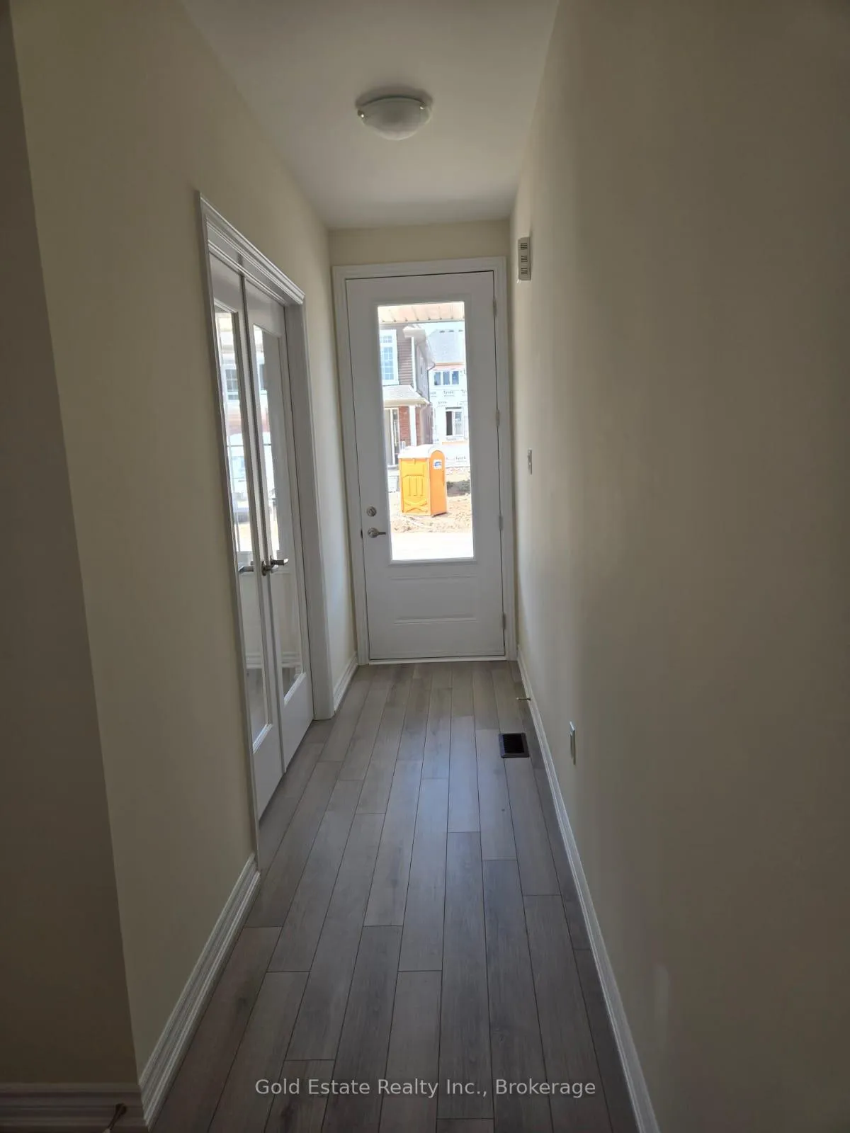 Photo 10 of 135 Mcgill Avenue, Kitchener, Mill Courtland Woodside Park — HOMEH