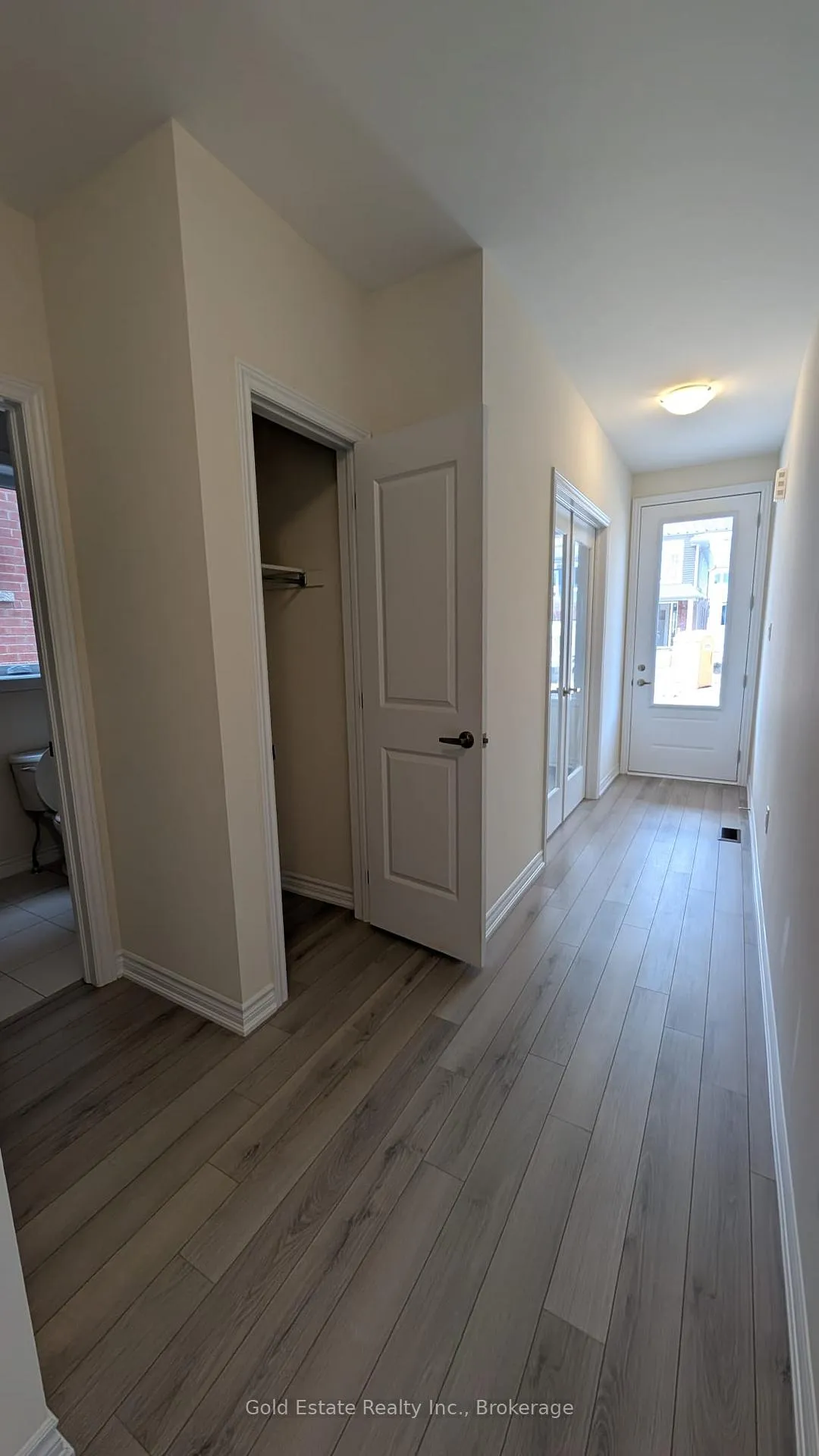 Photo 28 of 135 Mcgill Avenue, Kitchener, Mill Courtland Woodside Park — HOMEH