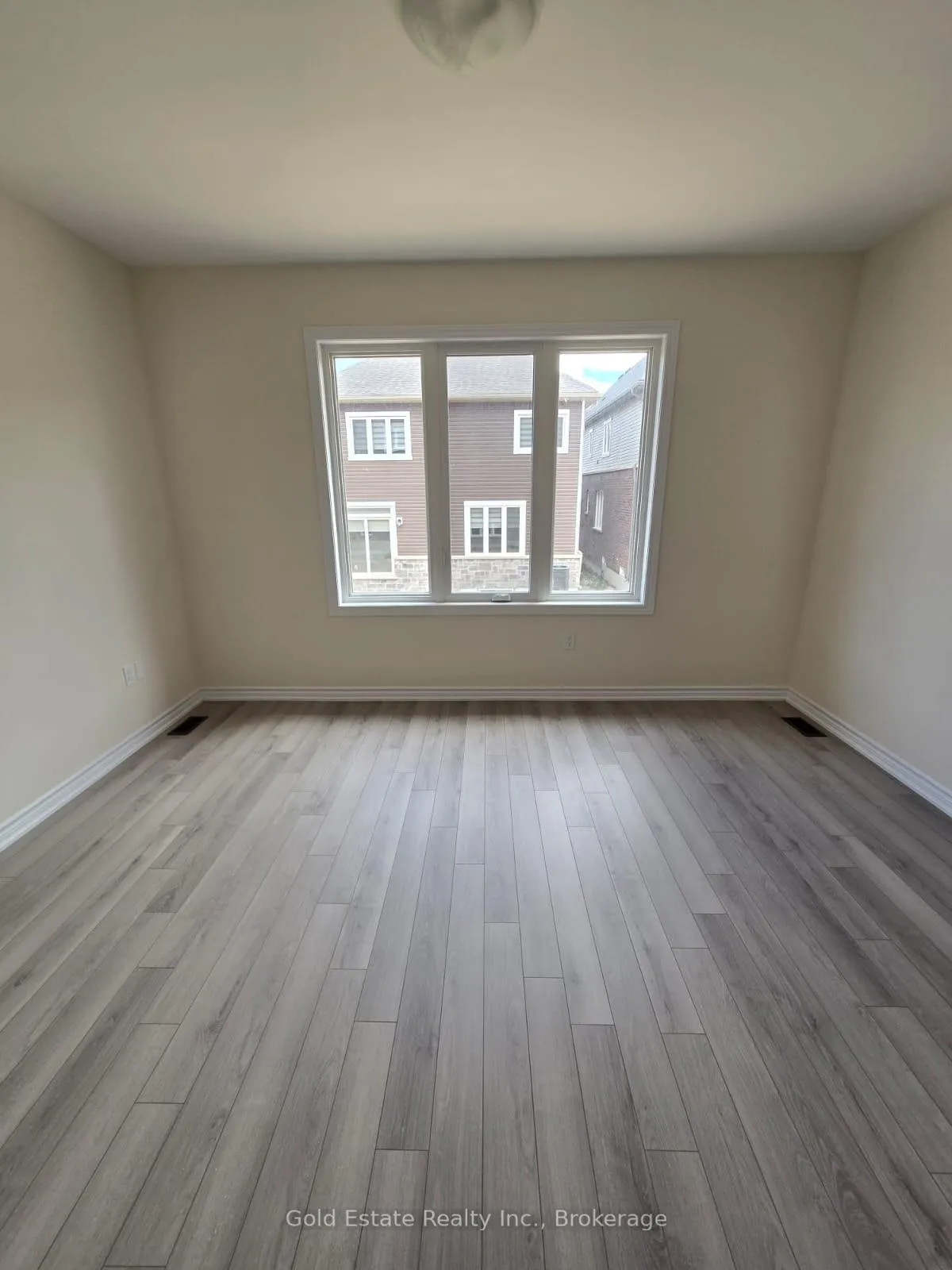 Photo 66 of 135 Mcgill Avenue, Kitchener, Mill Courtland Woodside Park — HOMEH