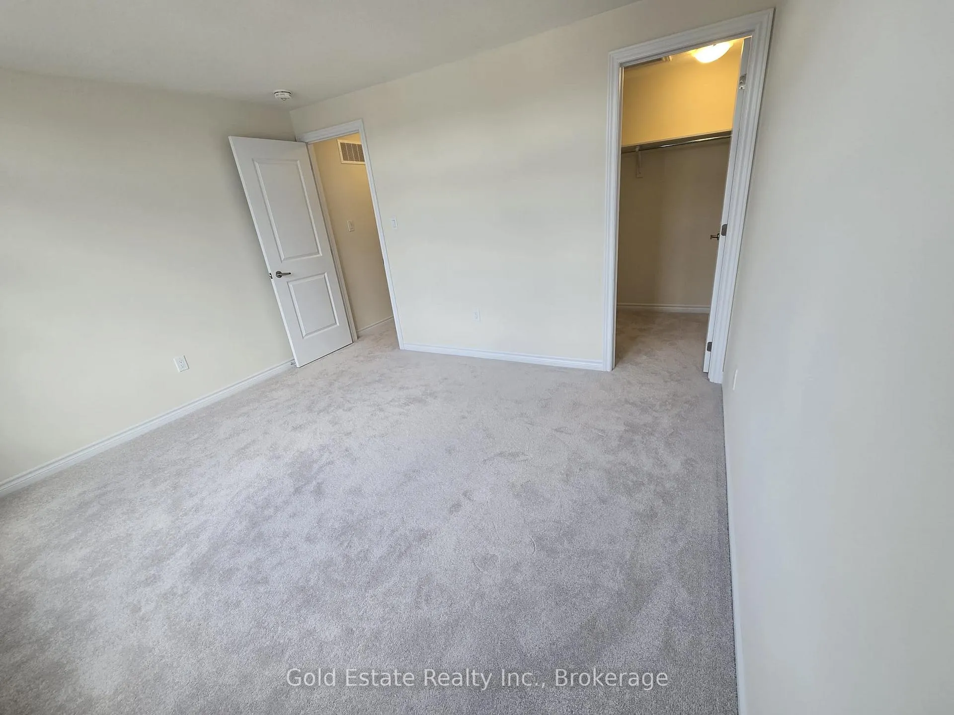 Photo 127 of 135 Mcgill Avenue, Kitchener, Mill Courtland Woodside Park — HOMEH