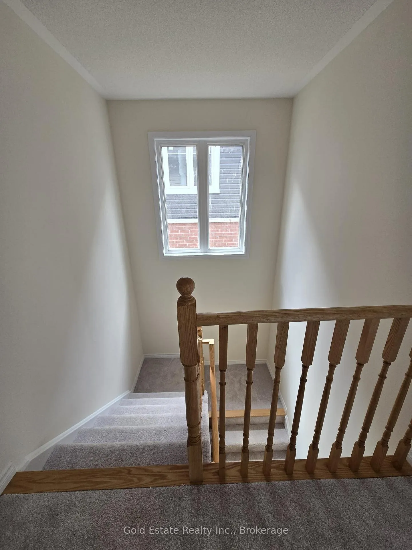 Photo 143 of 135 Mcgill Avenue, Kitchener, Mill Courtland Woodside Park — HOMEH