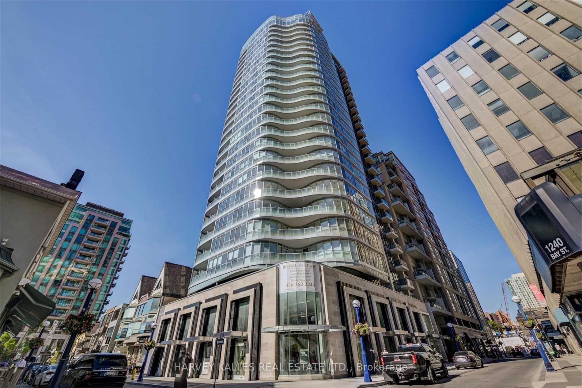Front of Unit 1002, 88 Cumberland Street