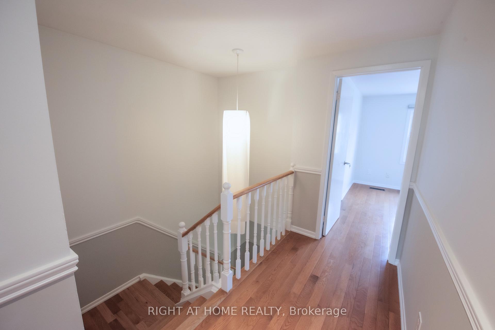 Photo 9 of 240 Simonston Boulevard, Markham, German Mills — HOMEH