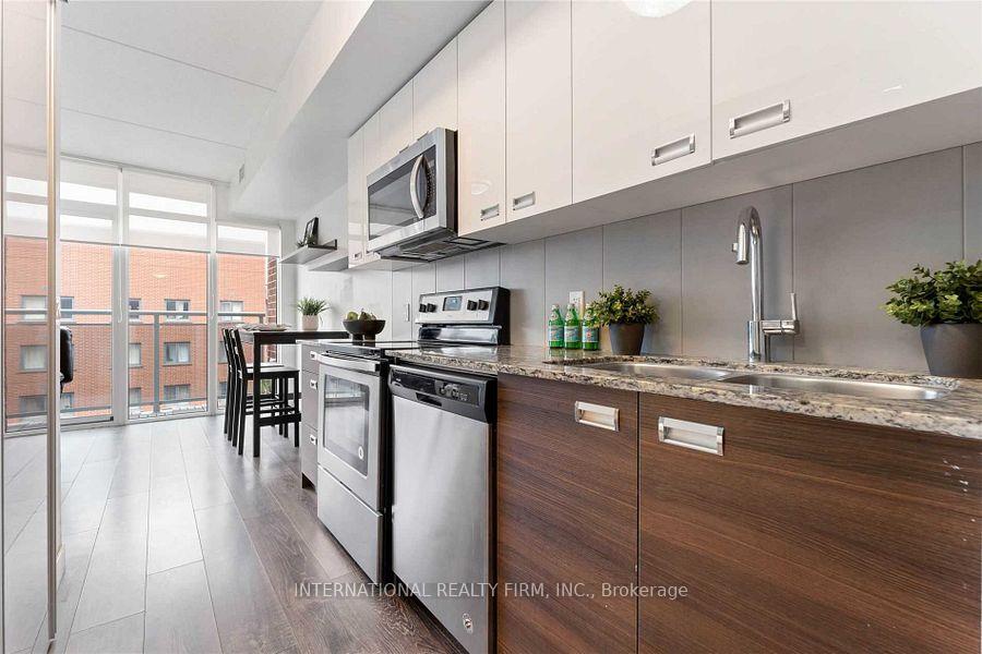 Photo 3 of Unit 618, 308 Lester Street, Waterloo, Downtown Waterloo — HOMEH