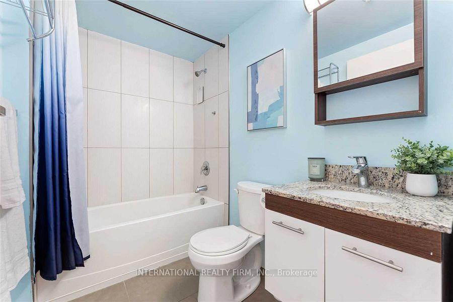 Photo 5 of Unit 618, 308 Lester Street, Waterloo, Downtown Waterloo — HOMEH
