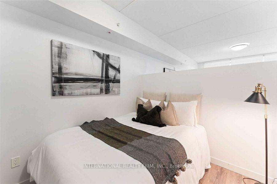 Photo 8 of Unit 618, 308 Lester Street, Waterloo, Downtown Waterloo — HOMEH