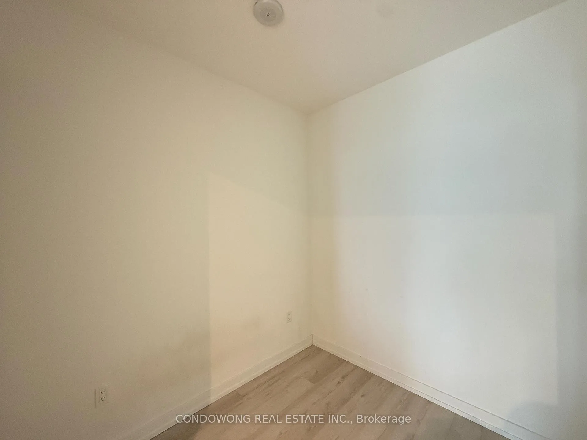 Photo 8 of Unit 1905, 33 Helendale Avenue, Toronto, Yonge-Eglinton — HOMEH