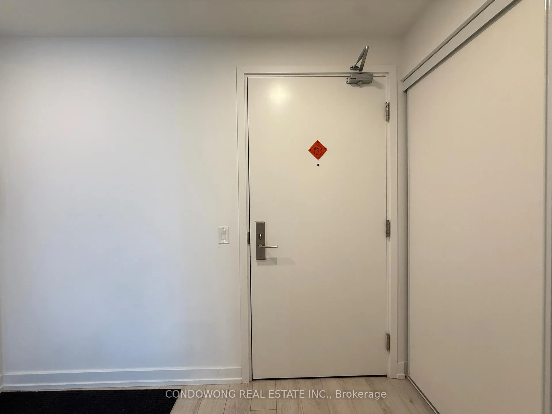Photo 11 of Unit 1905, 33 Helendale Avenue, Toronto, Yonge-Eglinton — HOMEH