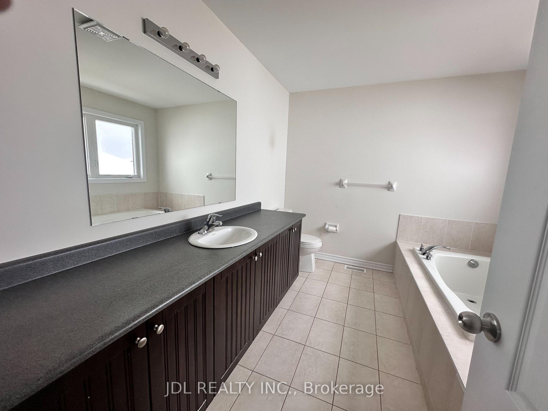 Photo 16 of 43 Pollock Avenue, Brock, Beaverton — HOMEH