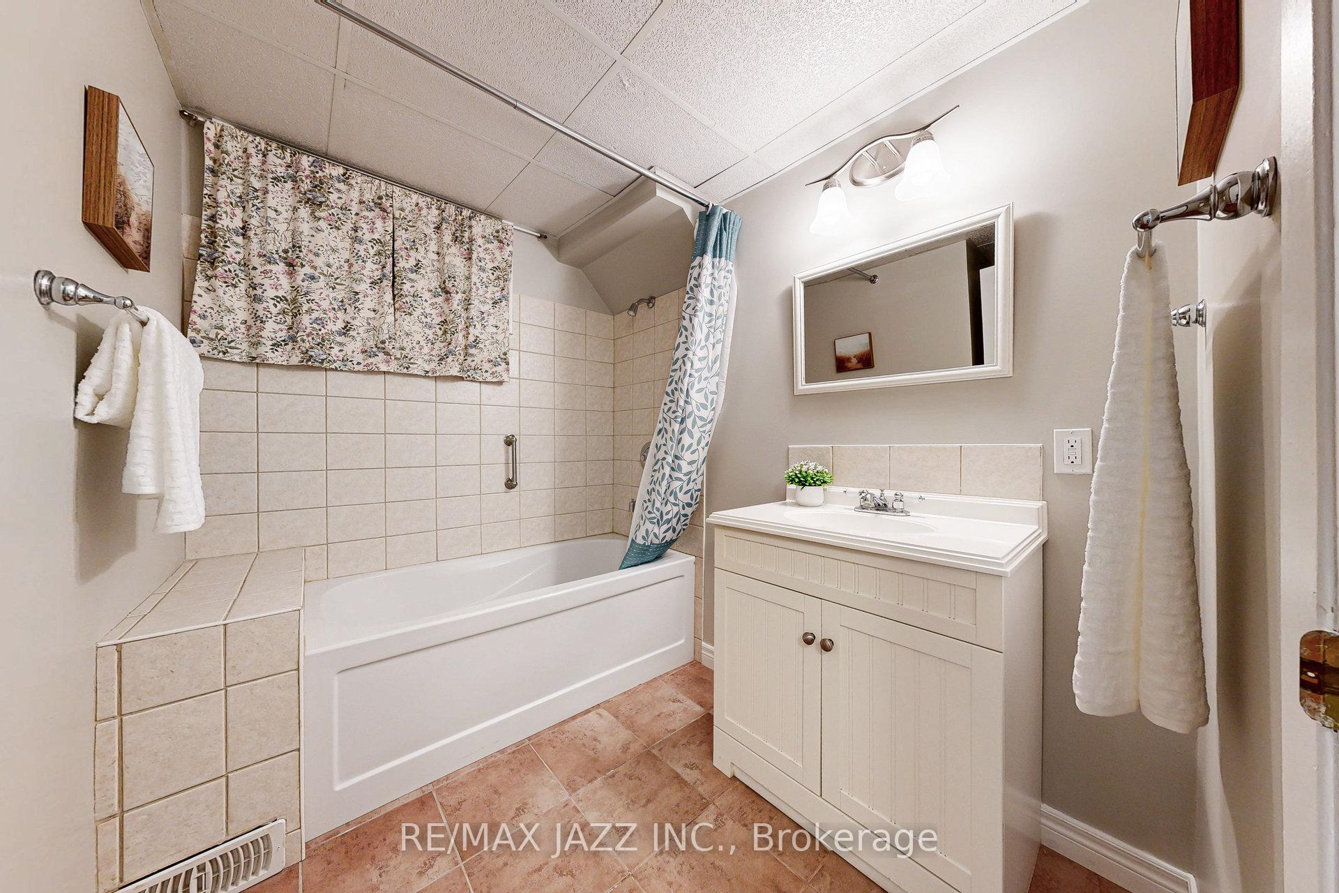 Photo 33 of 13 Springbrook Road, Cobourg — HOMEH