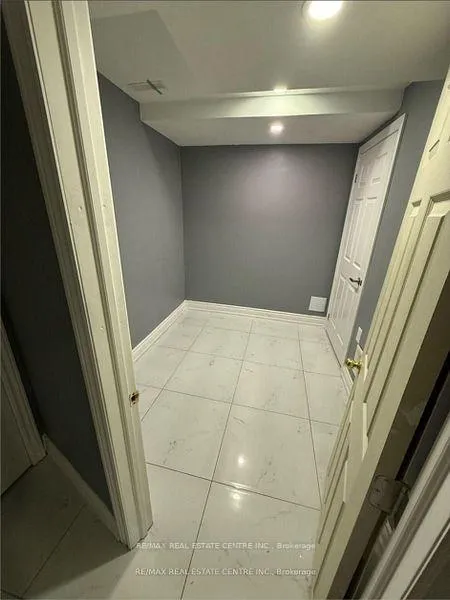 Photo 14 of Unit BASEMENT, 54 Clipstone Court, Brampton, Brampton West — HOMEH