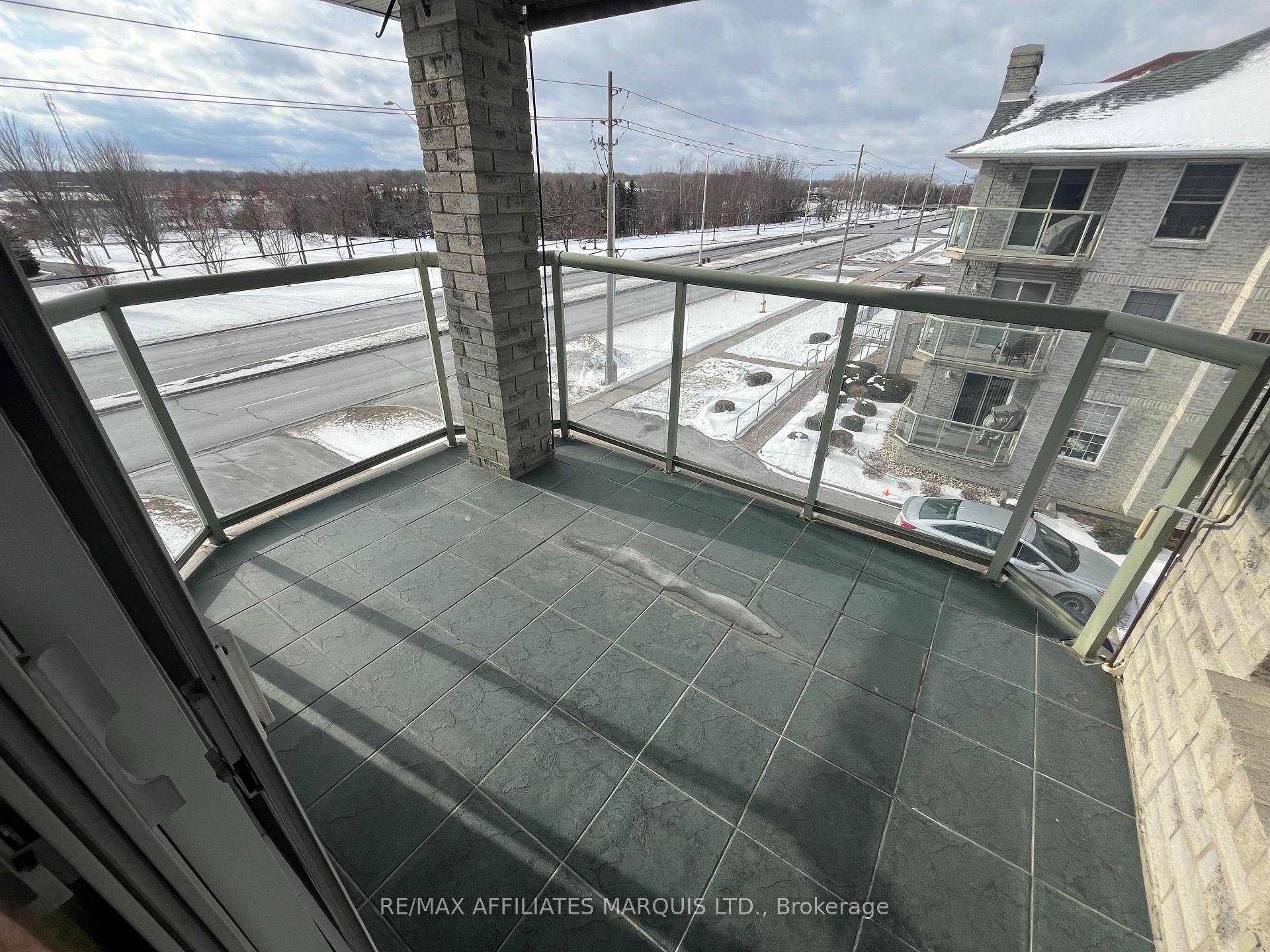 Photo 4 of Unit 302, 301 Water Street W, Cornwall — HOMEH