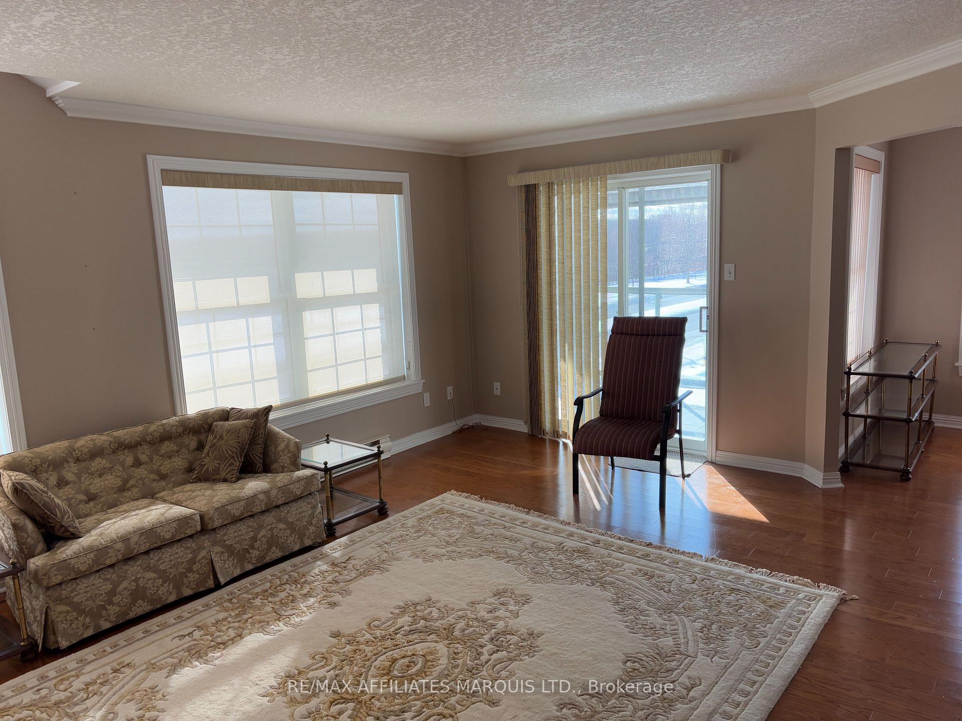 Photo 7 of Unit 302, 301 Water Street W, Cornwall — HOMEH