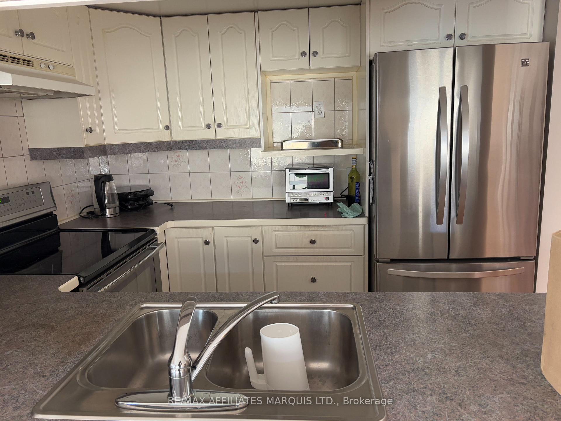 Photo 10 of Unit 302, 301 Water Street W, Cornwall — HOMEH