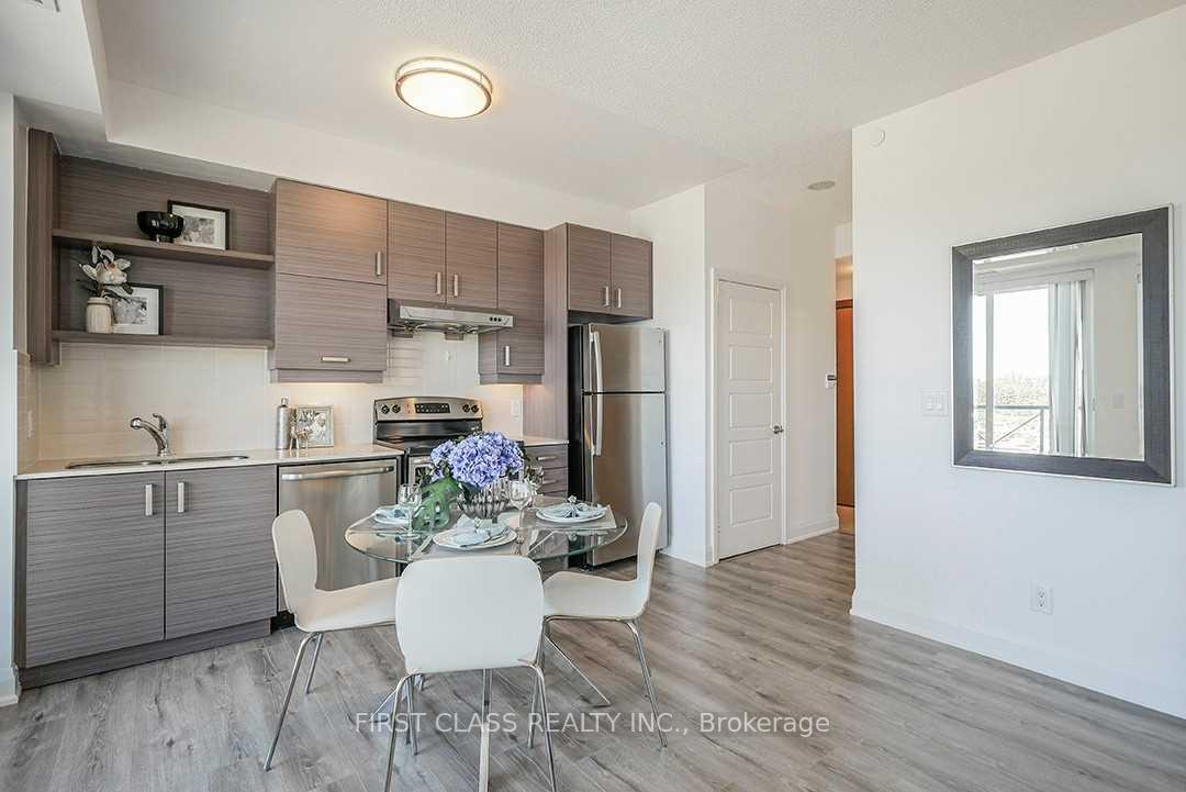 Photo 4 of Unit 610, 8200 Birchmount Road, Markham, Unionville — HOMEH