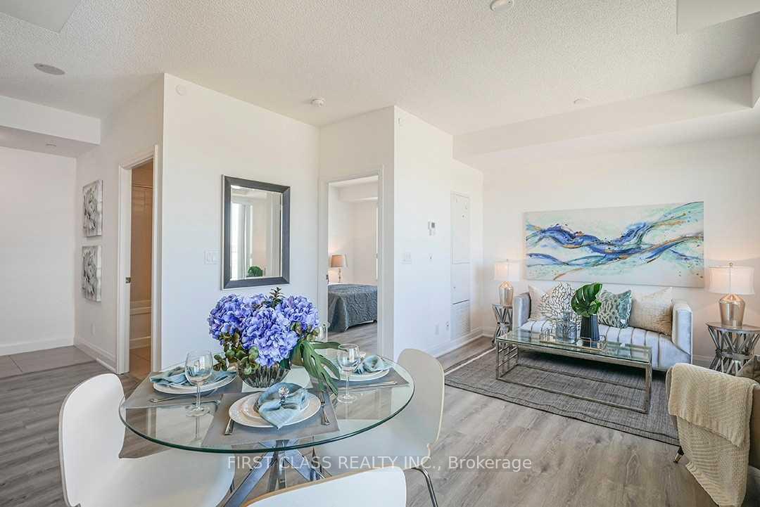 Photo 6 of Unit 610, 8200 Birchmount Road, Markham, Unionville — HOMEH