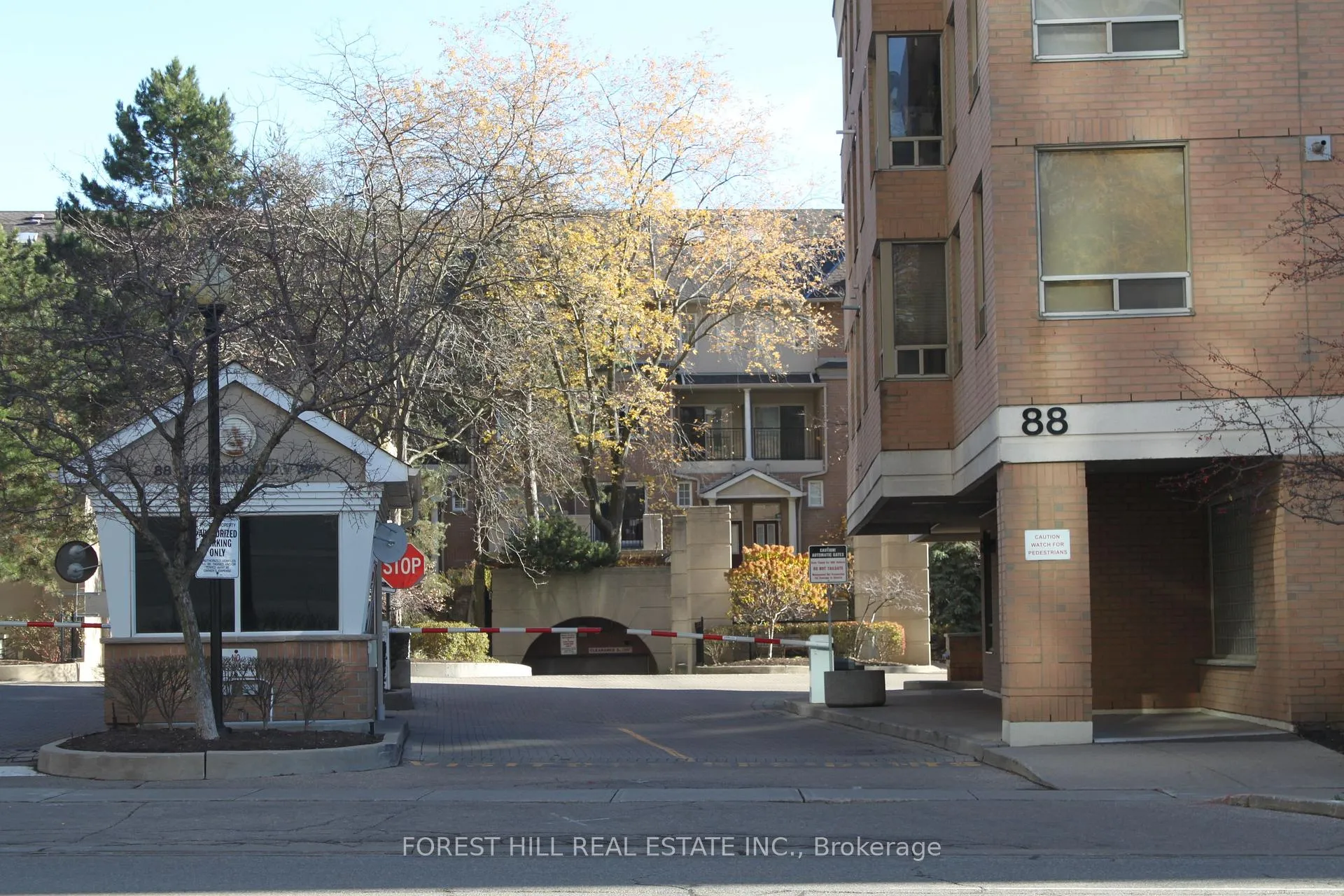 Front of Unit 506, 88 Grandview Way