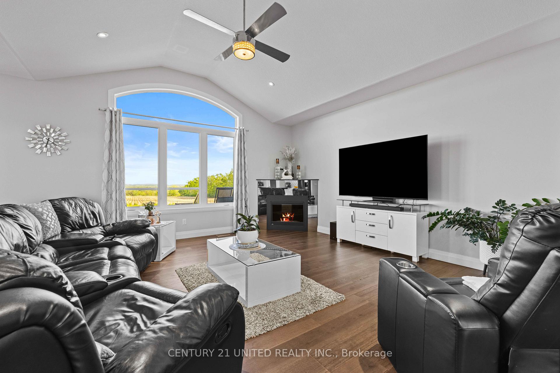 Photo 13 of 1669 Stewart Line, Cavan Monaghan, Cavan Twp — HOMEH