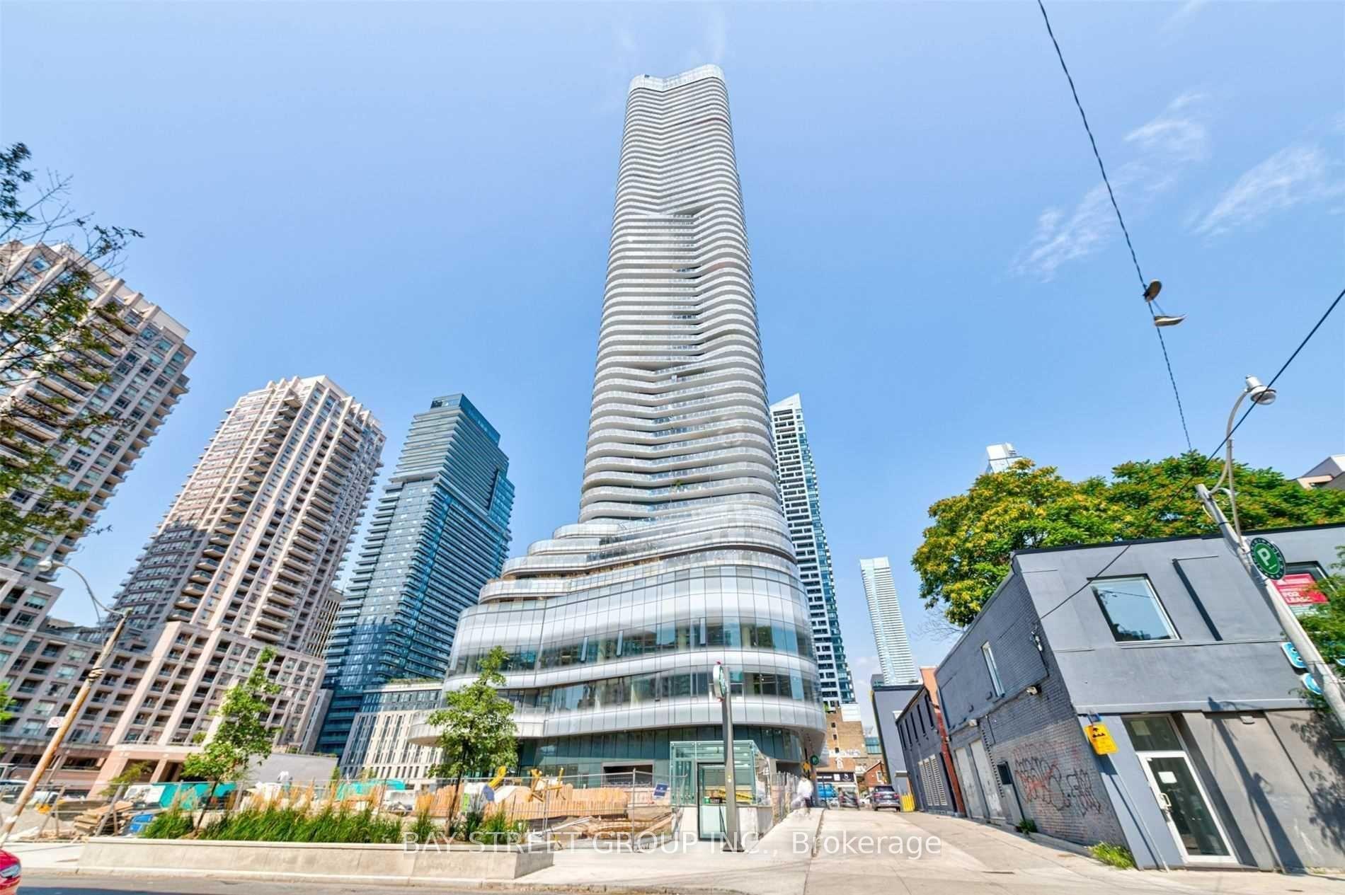 Photo 2 of Unit 1608, 11 Wellesley Street W, Toronto, Bay Street Corridor — HOMEH