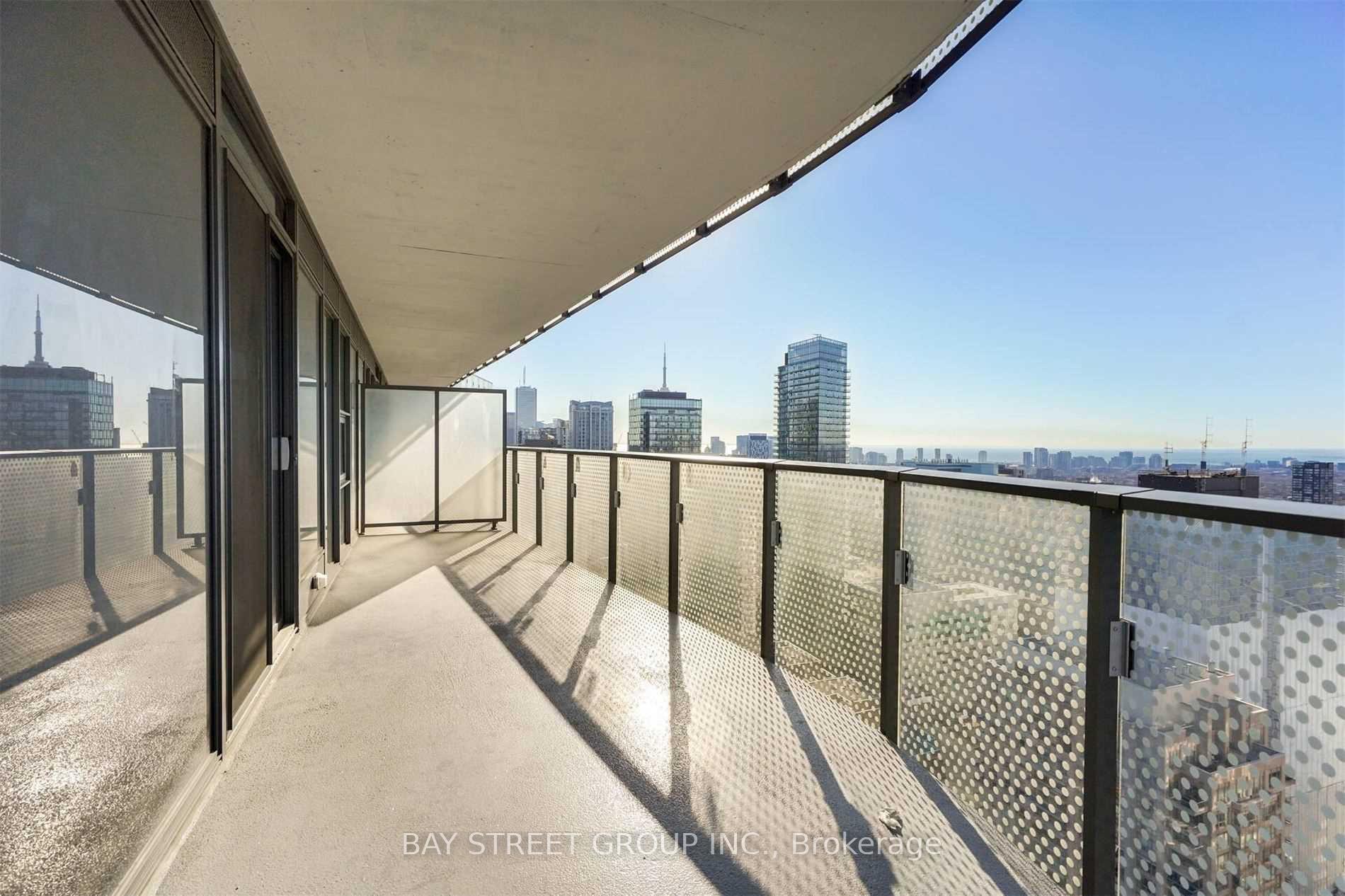 Photo 38 of Unit 1608, 11 Wellesley Street W, Toronto, Bay Street Corridor — HOMEH