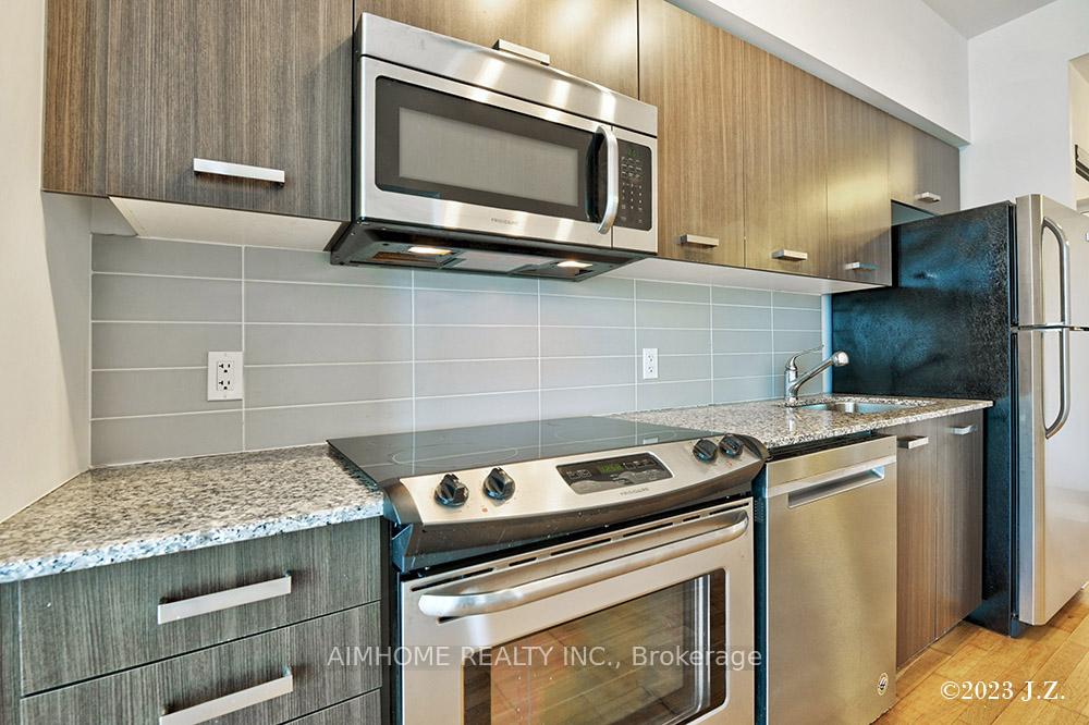 Photo 8 of Unit 1807, 832 Bay Street, Toronto, Bay Street Corridor — HOMEH