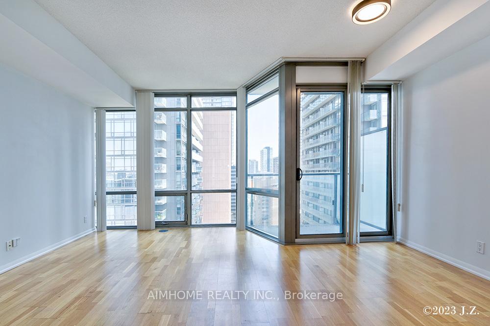 Photo 10 of Unit 1807, 832 Bay Street, Toronto, Bay Street Corridor — HOMEH