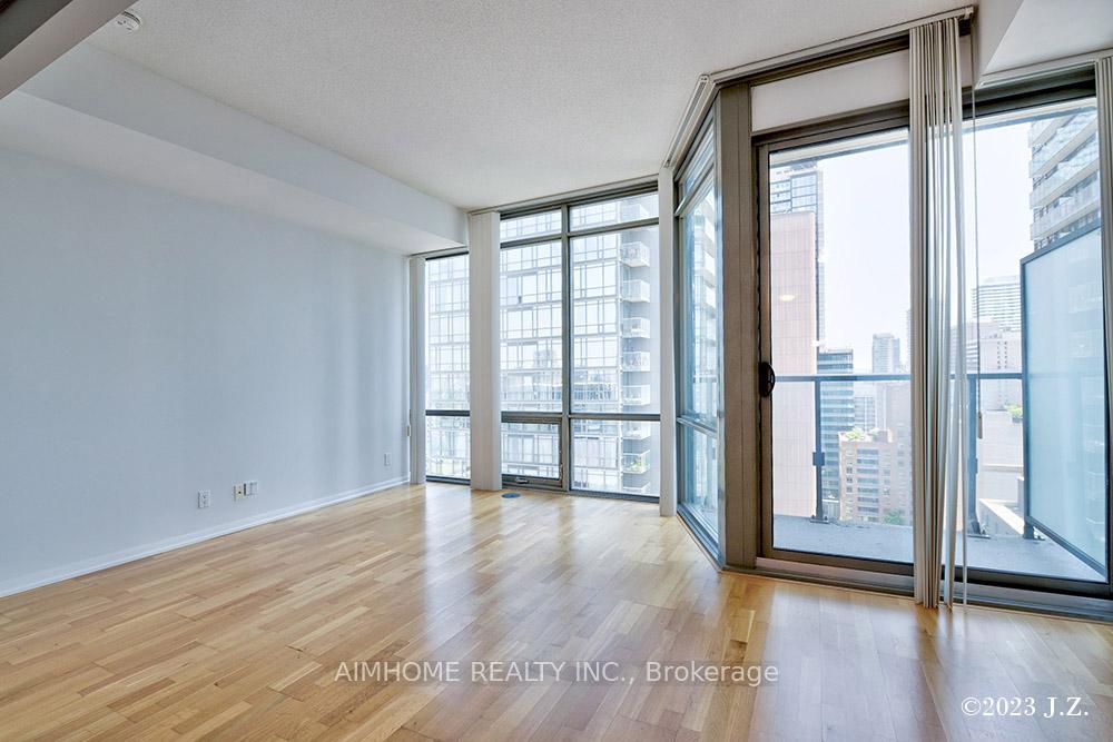 Photo 11 of Unit 1807, 832 Bay Street, Toronto, Bay Street Corridor — HOMEH