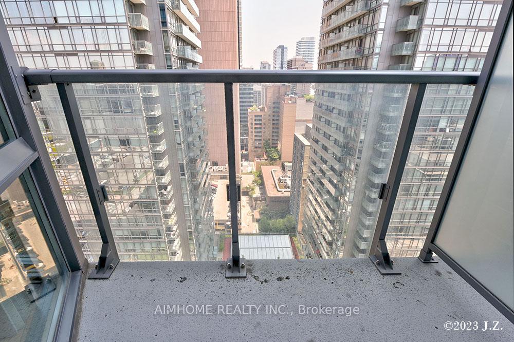 Photo 17 of Unit 1807, 832 Bay Street, Toronto, Bay Street Corridor — HOMEH
