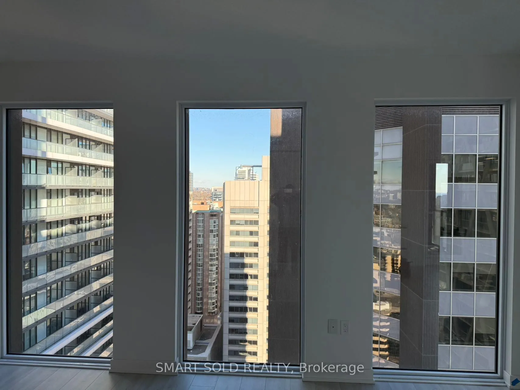 Photo 6 of Unit 2804, 238 Simcoe Street, Toronto, Kensington-Chinatown — HOMEH