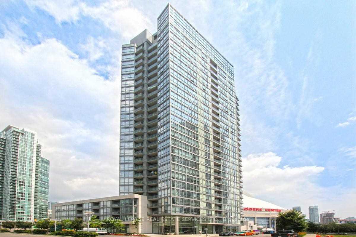 Front of Unit 2506, 3 Navy Wharf Court